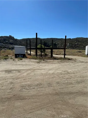 Frame for steel building.