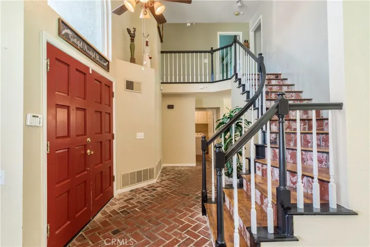Entry way