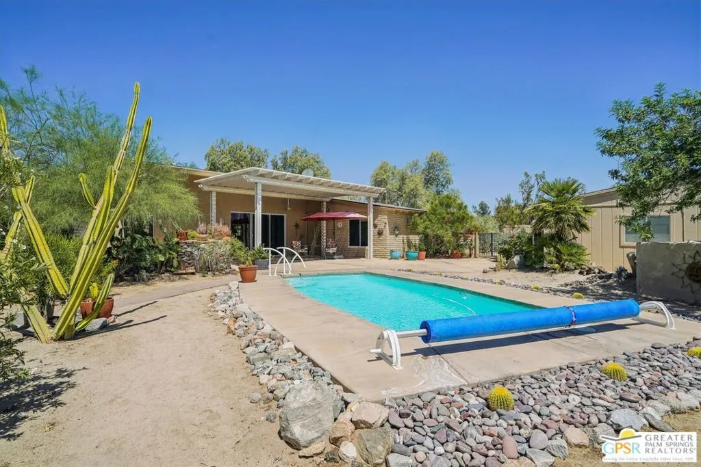 22950 Henry Road, Desert Hot Springs, California 92241 home-pic-37