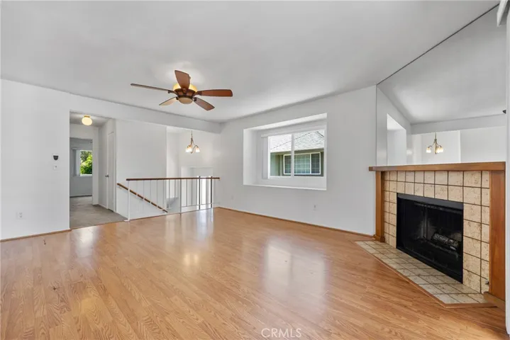 2231 Pacific Avenue 14, Costa Mesa, California 92627