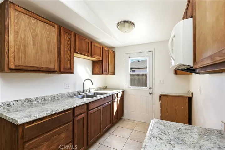 700 E Washington Street 42, Colton, California 92324