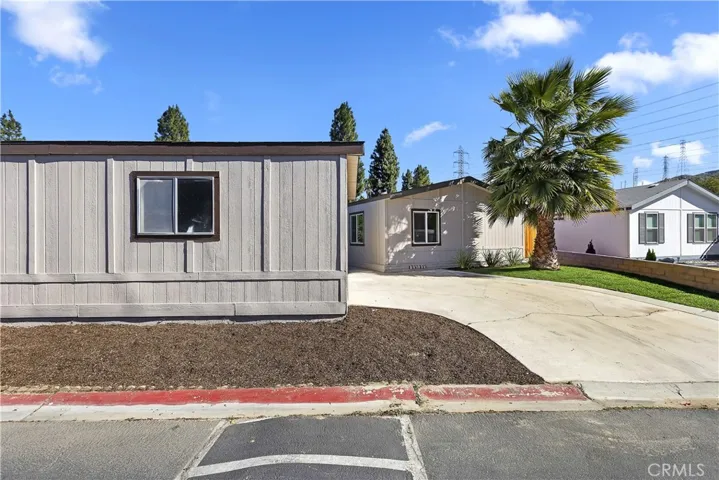 700 E Washington Street 42, Colton, California 92324