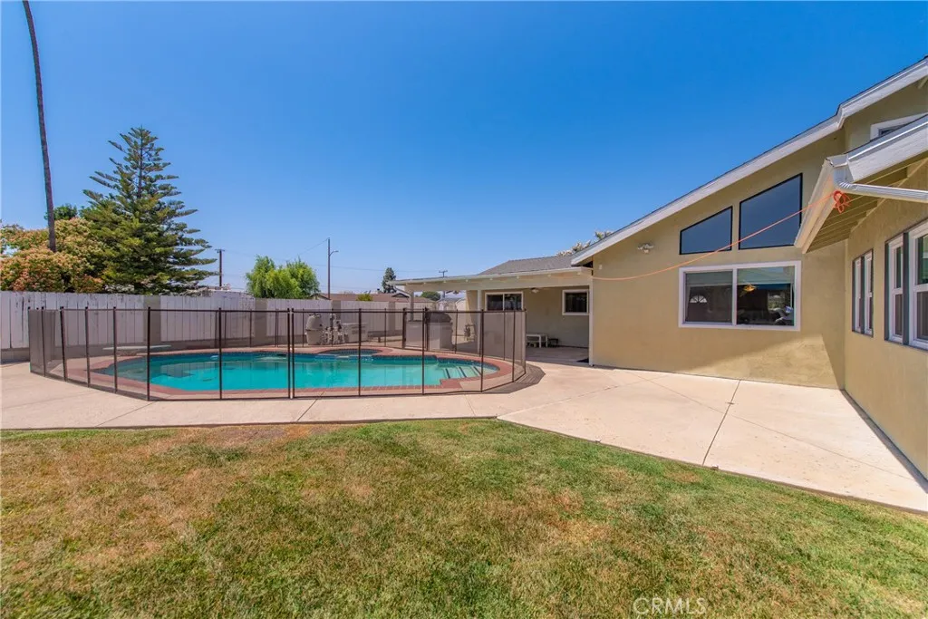 1524 Casarin Avenue, Simi Valley, California 93065 home-pic-47