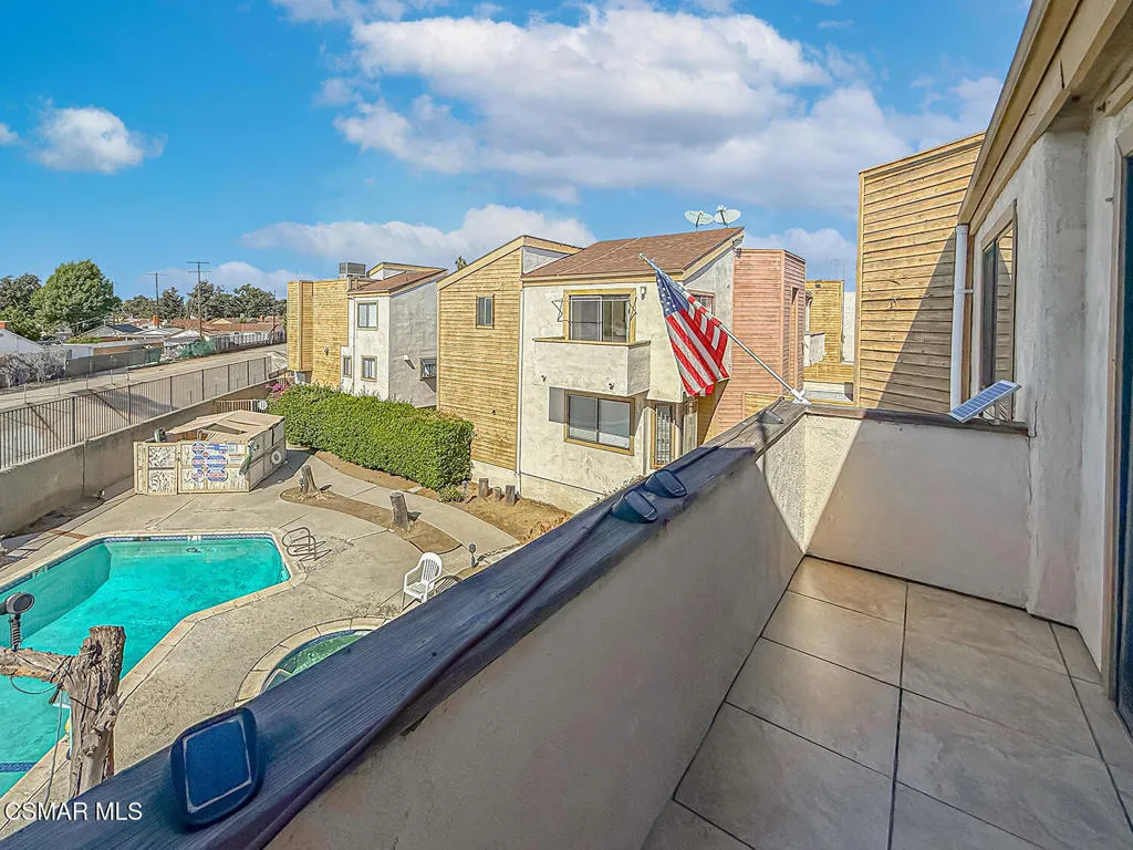 14715 Saticoy Street 8, Van Nuys, California 91405 home-pic-9