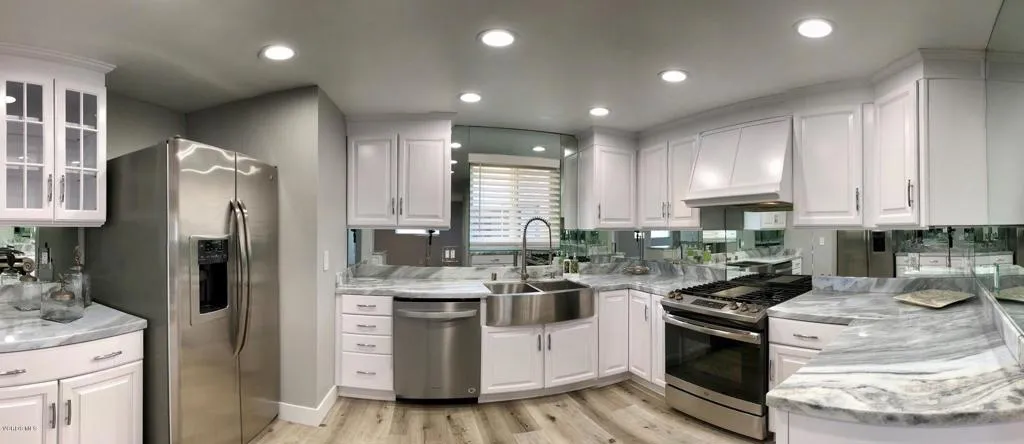 Kitchen Pano