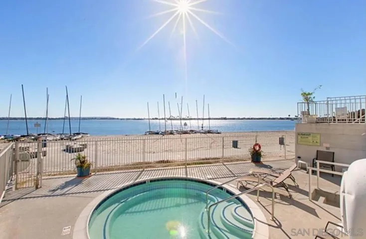 1251 Parker Pl 1b, San Diego, California 92109