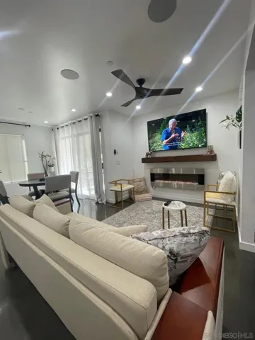 1251 Parker Pl 1b, San Diego, California 92109