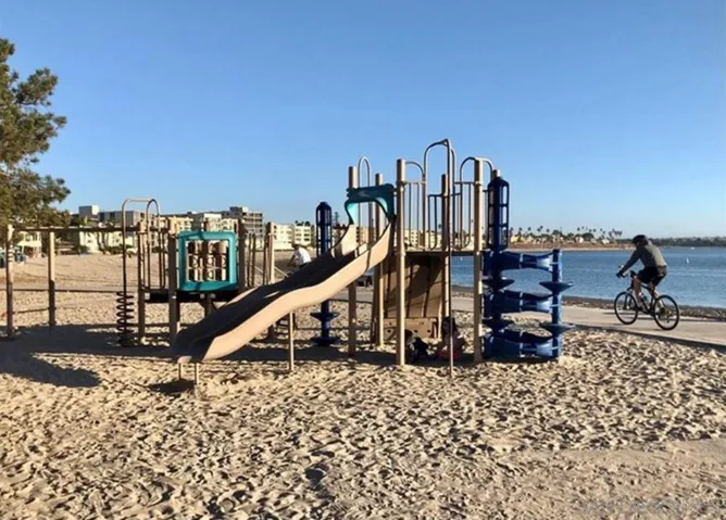1251 Parker Pl 1b, San Diego, California 92109