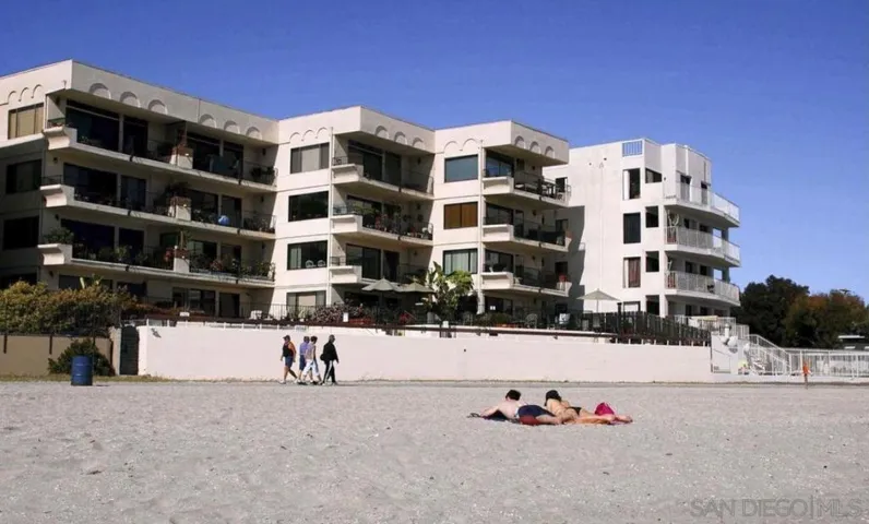 1251 Parker Pl 1b, San Diego, California 92109