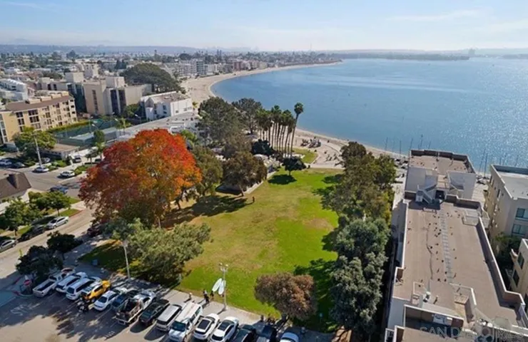 1251 Parker Pl 1b, San Diego, California 92109