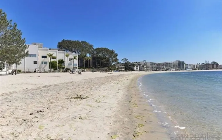 1251 Parker Pl 1b, San Diego, California 92109