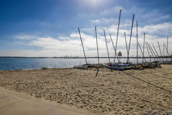 1251 Parker Pl 1b, San Diego, California 92109