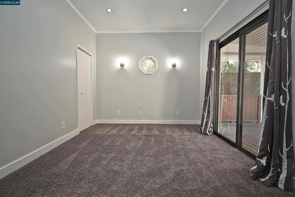 3810 Canyon Way, Martinez, California 94553 home-pic-37