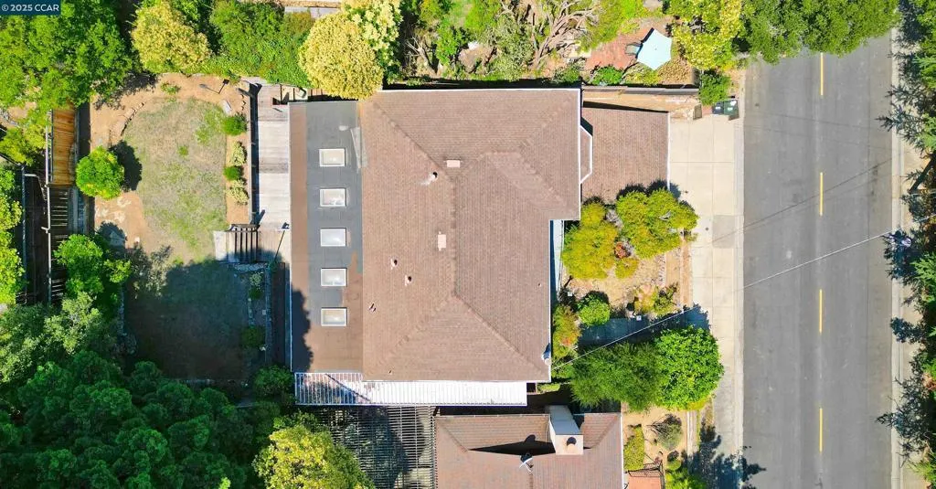 3810 Canyon Way, Martinez, California 94553 home-pic-56