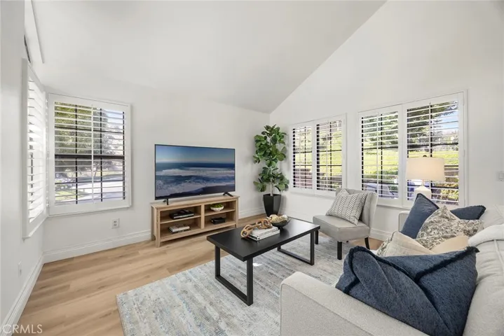 Multiple Windows to Enjoy the Views.