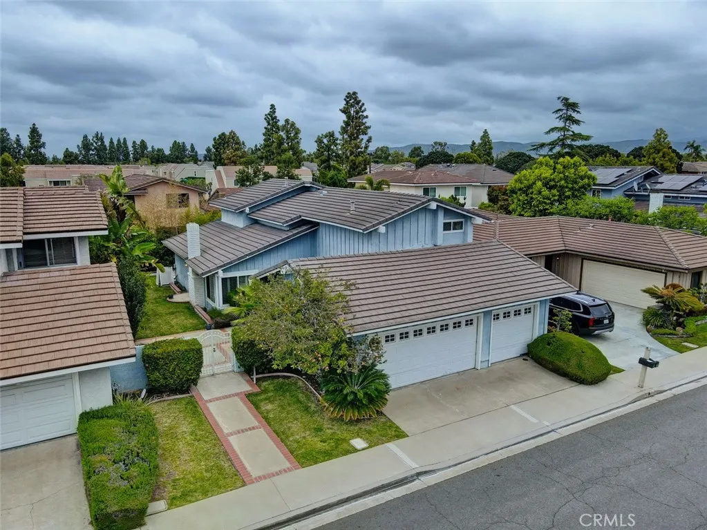 8 Sparrowhawk, Irvine, California 92604, 4 Bedrooms Bedrooms, ,3 BathroomsBathrooms,Residential Lease,For Rent,Sparrowhawk,OC25156732