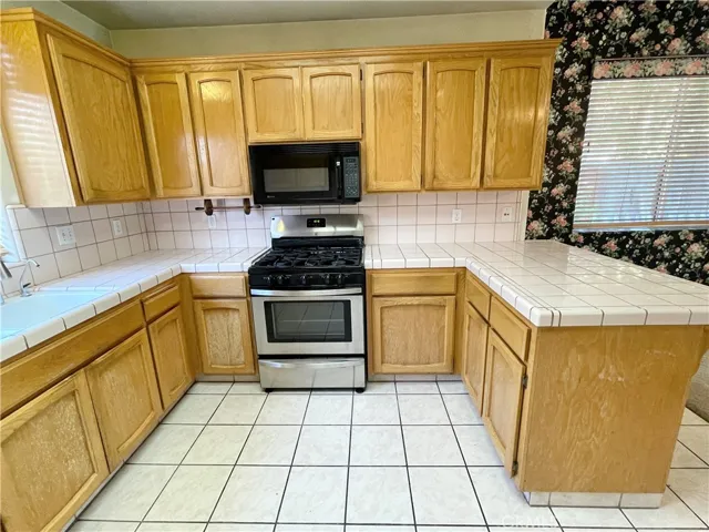224 Stonewood Drive, Los Banos, California 93635