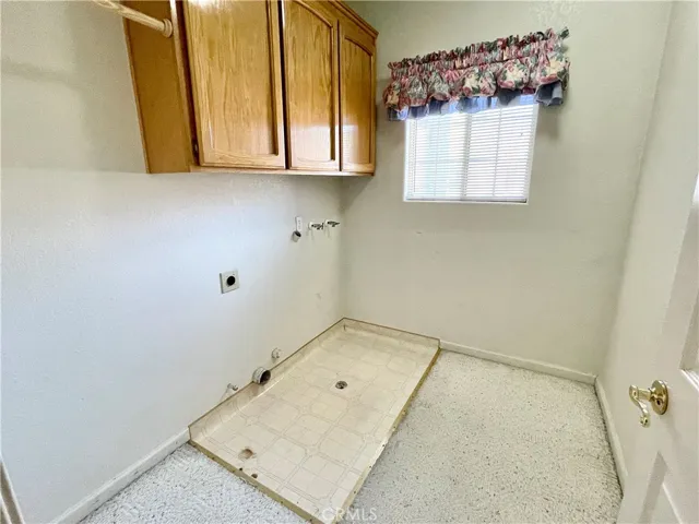 224 Stonewood Drive, Los Banos, California 93635
