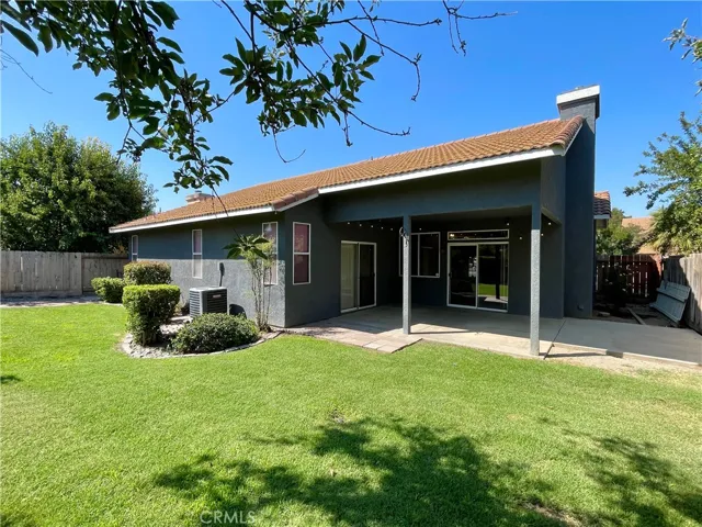 224 Stonewood Drive, Los Banos, California 93635