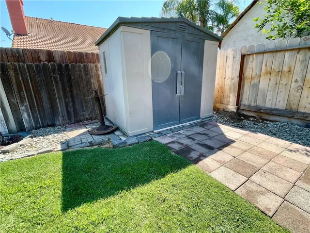224 Stonewood Drive, Los Banos, California 93635