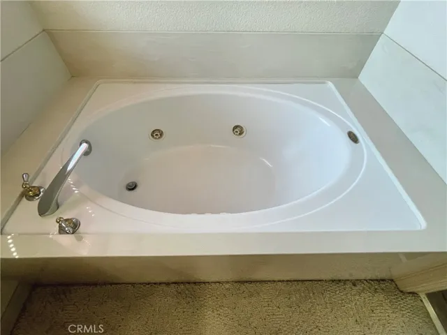 224 Stonewood Drive, Los Banos, California 93635
