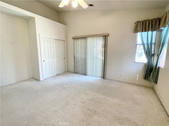 224 Stonewood Drive, Los Banos, California 93635