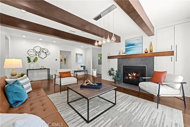 260 The Toledo, Long Beach, California 90803