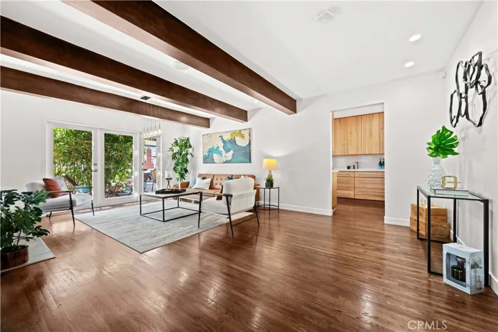260 The Toledo, Long Beach, California 90803