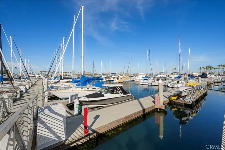 260 The Toledo, Long Beach, California 90803
