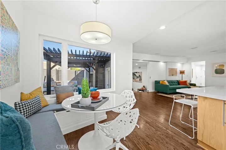 260 The Toledo, Long Beach, California 90803