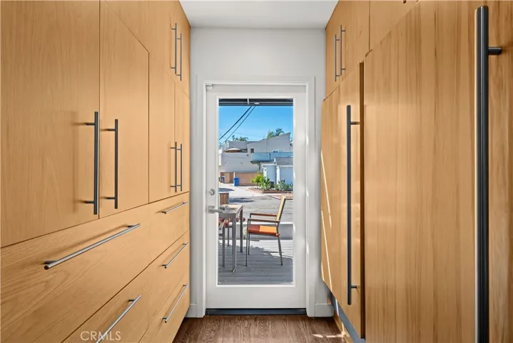 260 The Toledo, Long Beach, California 90803