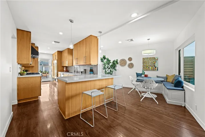 260 The Toledo, Long Beach, California 90803