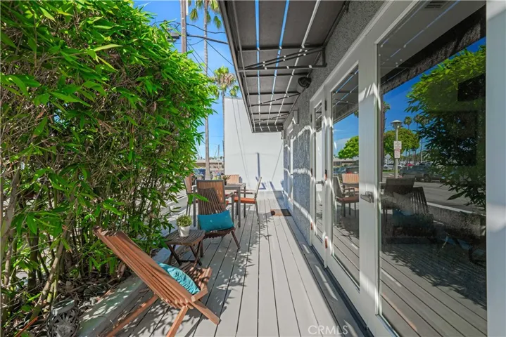 260 The Toledo, Long Beach, California 90803