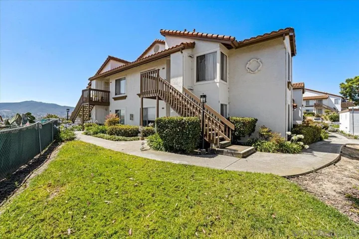 868 S Rancho Santa Fe A, San Marcos, California 92078