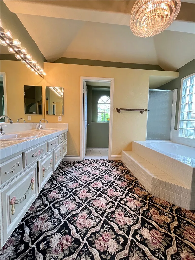 24112 Country View Drive, Coto De Caza, California 92679, 3 Bedrooms Bedrooms, ,2 BathroomsBathrooms,Residential Lease,For Rent,Country View,OC25157177