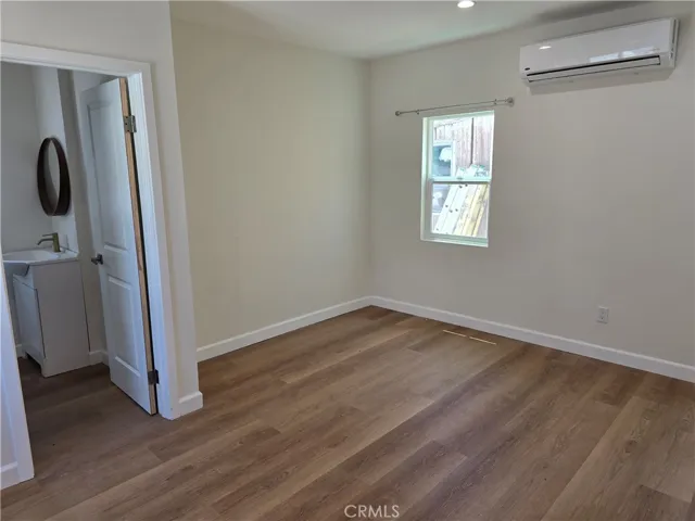 642 W Glenoaks Boulevard A, Glendale, California 91202