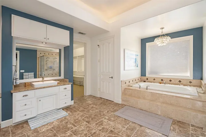 16210 Via Cazadero, Rancho Santa Fe, California 92067