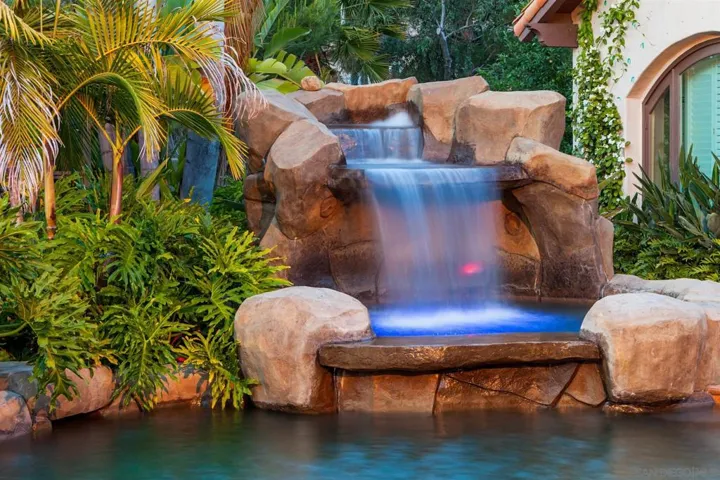 16210 Via Cazadero, Rancho Santa Fe, California 92067