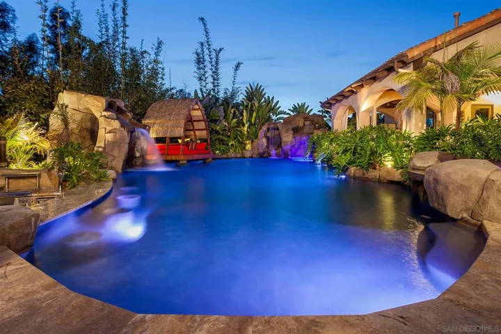 16210 Via Cazadero, Rancho Santa Fe, California 92067