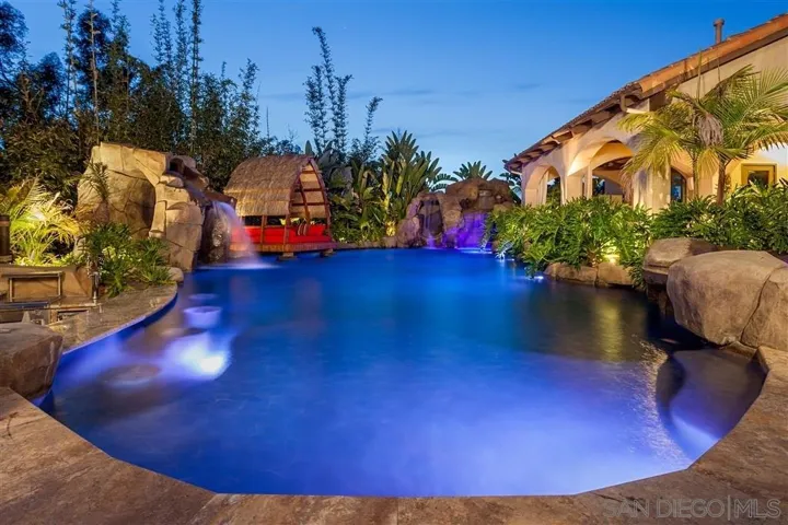 16210 Via Cazadero, Rancho Santa Fe, California 92067