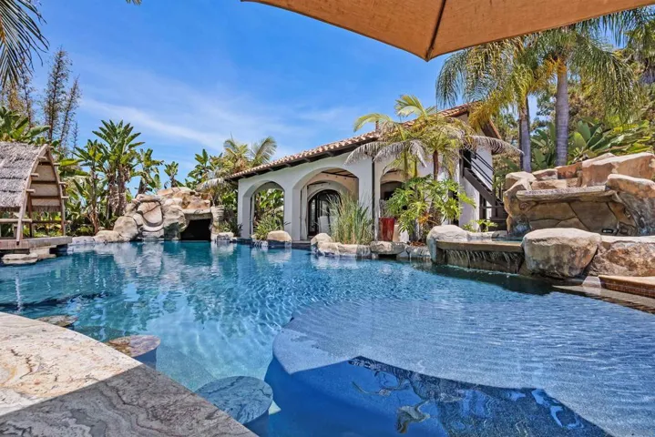 16210 Via Cazadero, Rancho Santa Fe, California 92067