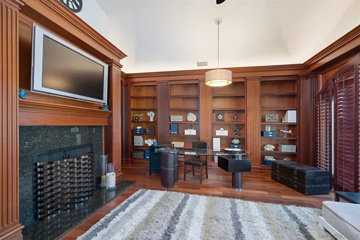 16210 Via Cazadero, Rancho Santa Fe, California 92067