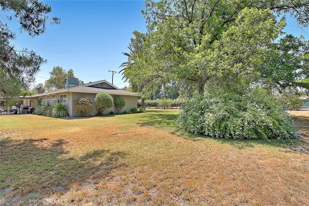 18460 Hibiscus Avenue, Riverside, California 92508 home-pic-11