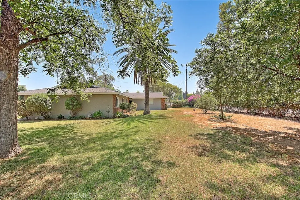 18460 Hibiscus Avenue, Riverside, California 92508 home-pic-5