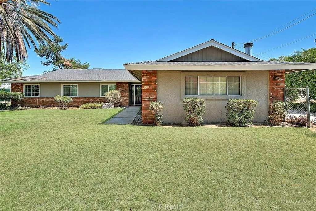 18460 Hibiscus Avenue, Riverside, California 92508 home-pic-0