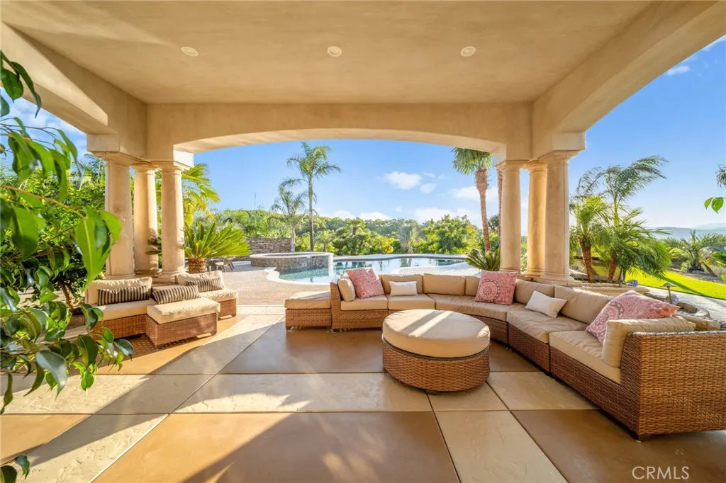 43650 La Cruz Drive, Temecula, California 92590 home-pic-55