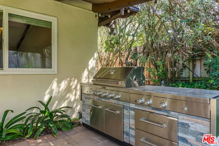 6032 Sandbrook Drive, Rancho Palos Verdes, California 90275