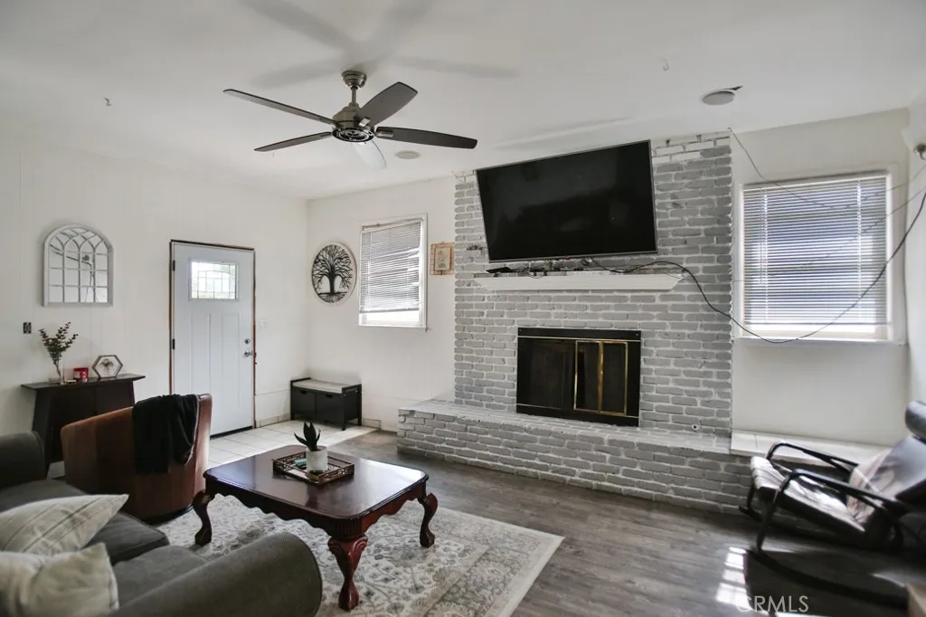 5317 Silver Drive, Santa Ana, California 92703 home-pic-15