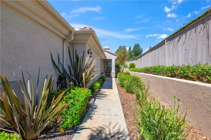 40633 Corte Albara, Murrieta, California 92562