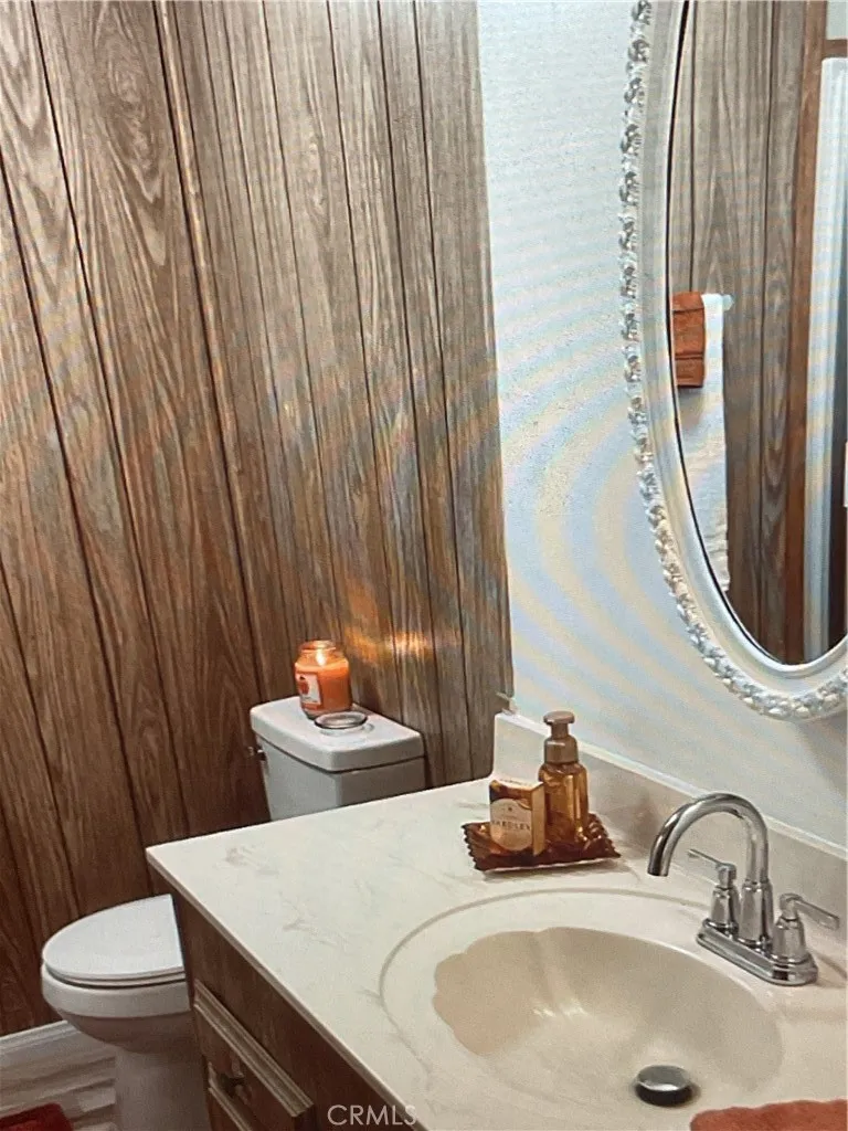 2nd Bathroom sink with brand new Toilet